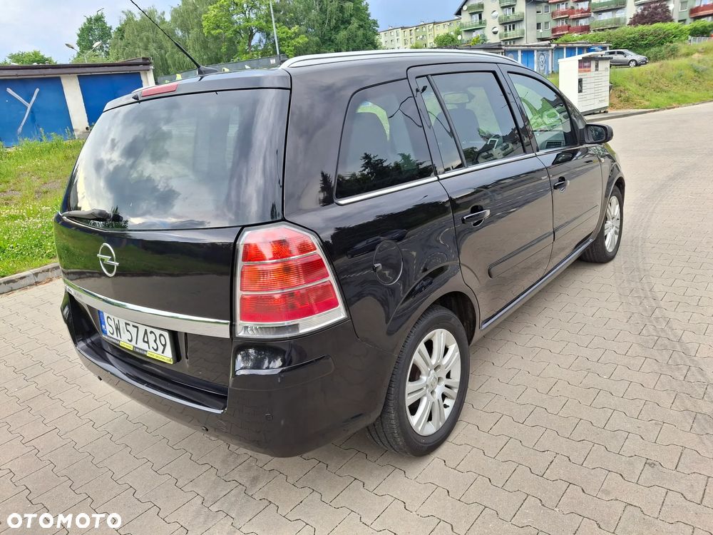 Opel Zafira 1.8 Sport - 5