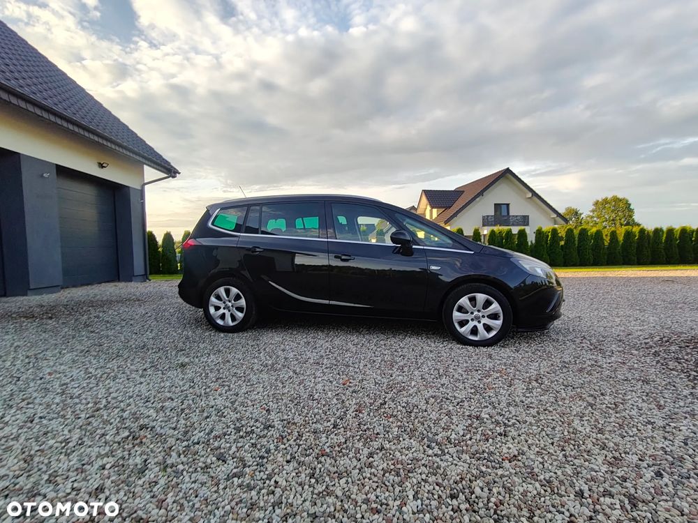 Opel Zafira 2012 photo 2