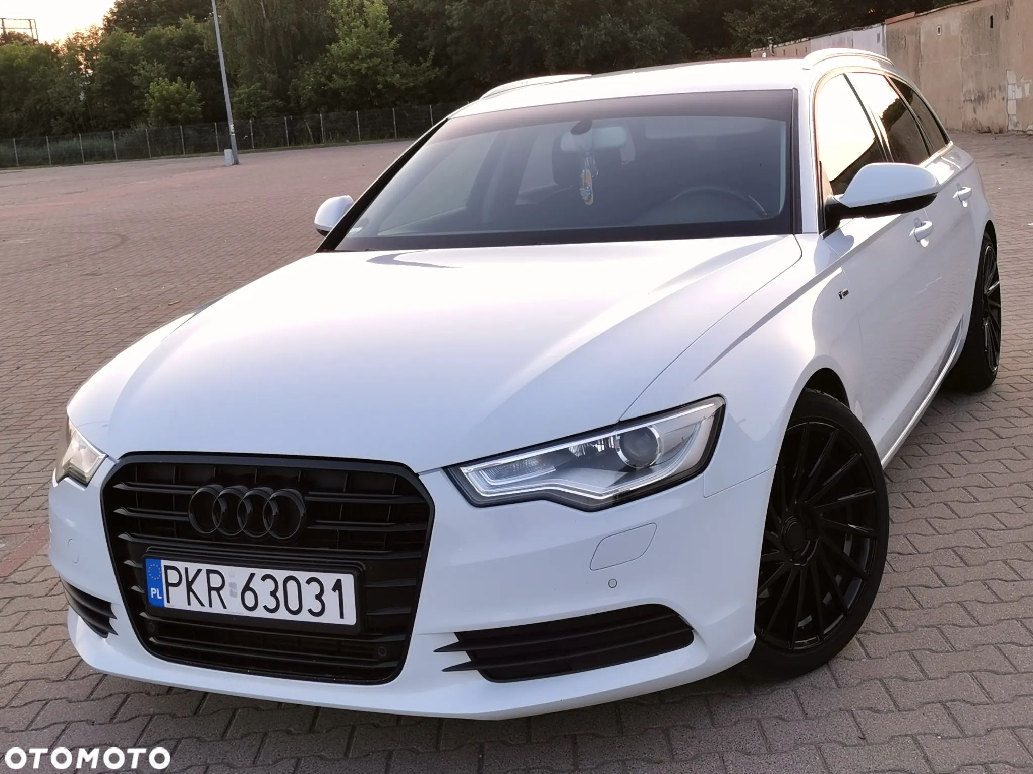 Audi A6 Avant 2.0 TDI DPF multitronic sport selection - 1