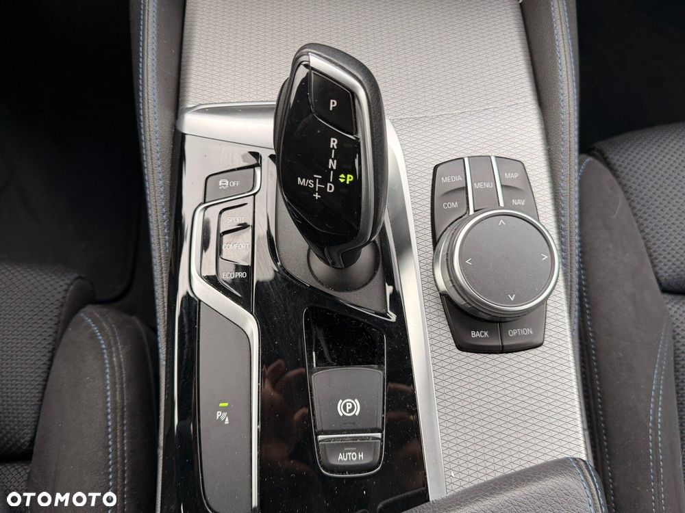 BMW Seria 5 530i GPF xDrive M Sport sport - 20