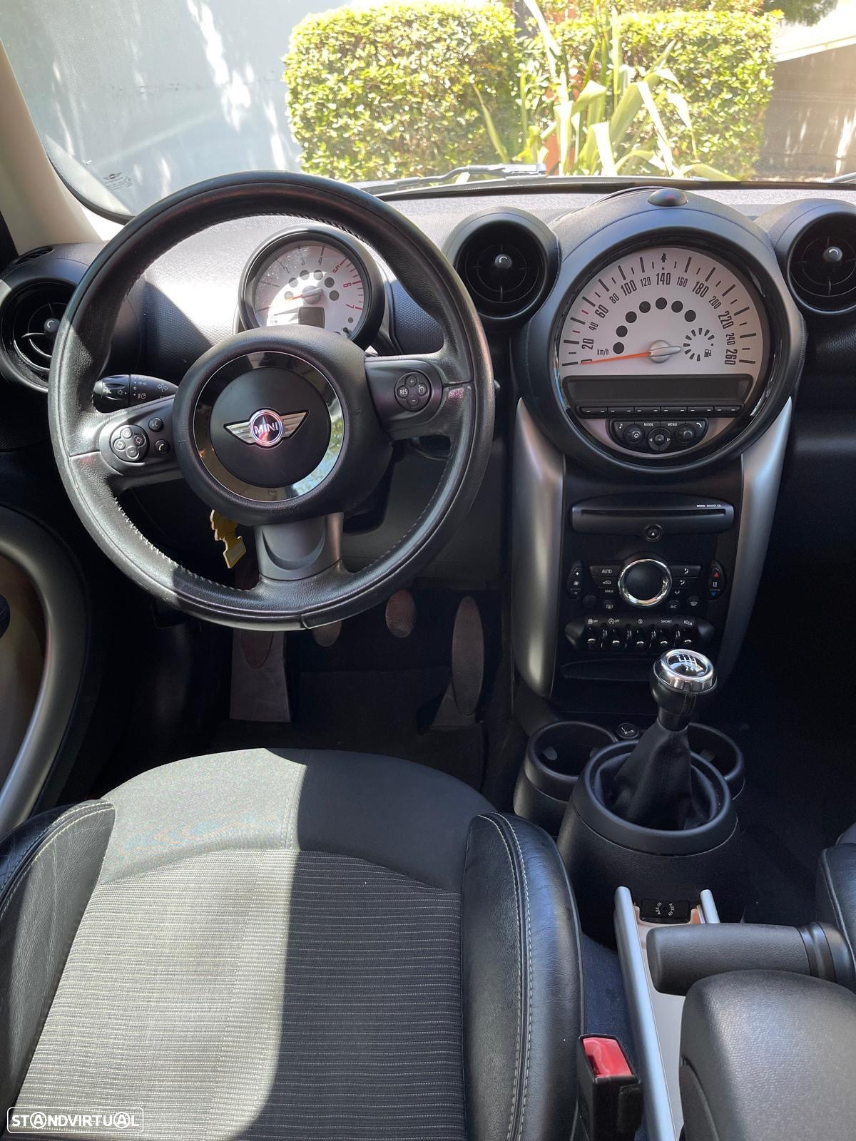 MINI Countryman Cooper D - 8