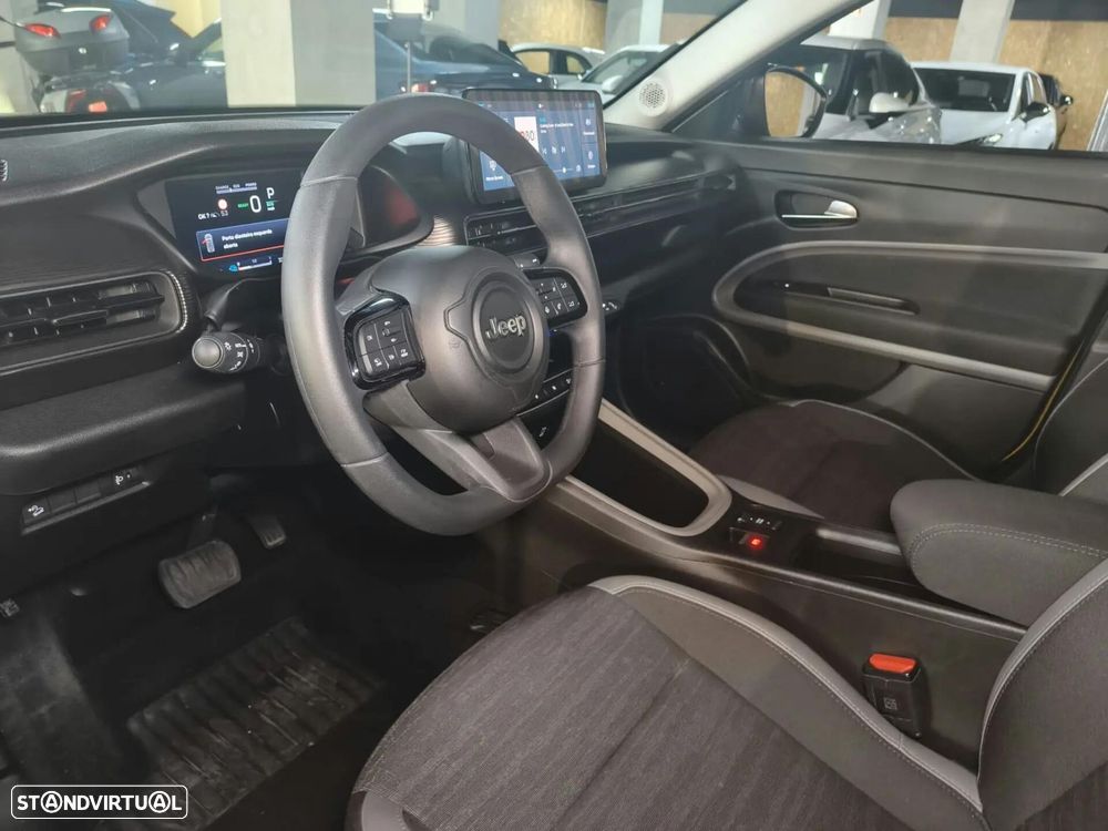 Jeep Avenger 54 kWh Longitude - 23