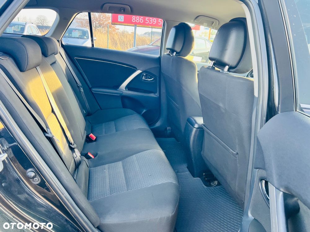 Toyota Avensis 2.0 D-4D Life - 27