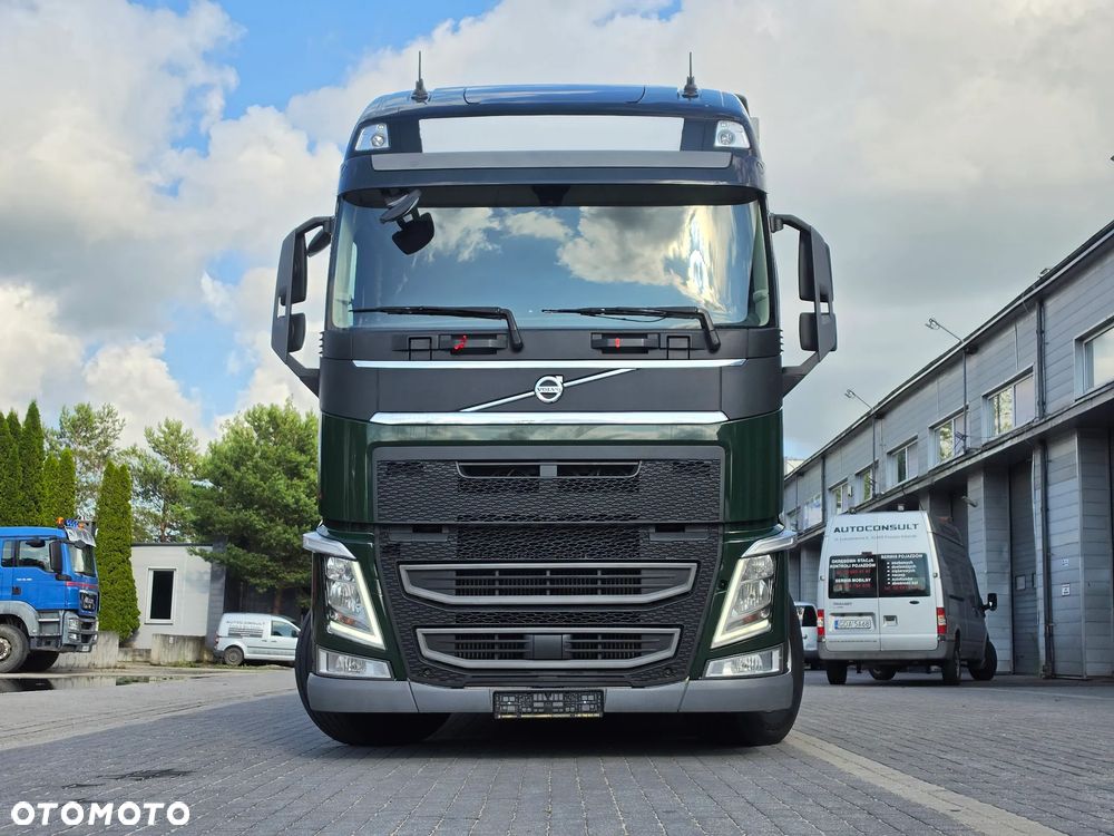 Volvo FH460 I SAVE / CARRIER 900/ KABINA SYPIALNA / CHŁODNIA KWIATOWA / SUPER STAN / 3 OŚ SKRĘTNA  / EURO 6 /SERWIS VOLVO / KONTENER KWIATOWY / - 3