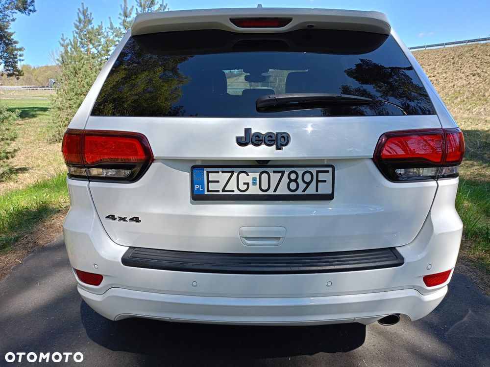 Jeep Grand Cherokee 3.6 V6 Laredo - 12