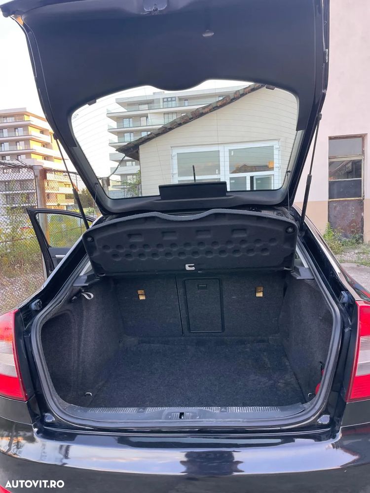 Skoda Octavia 2.0 TDI Business - 20