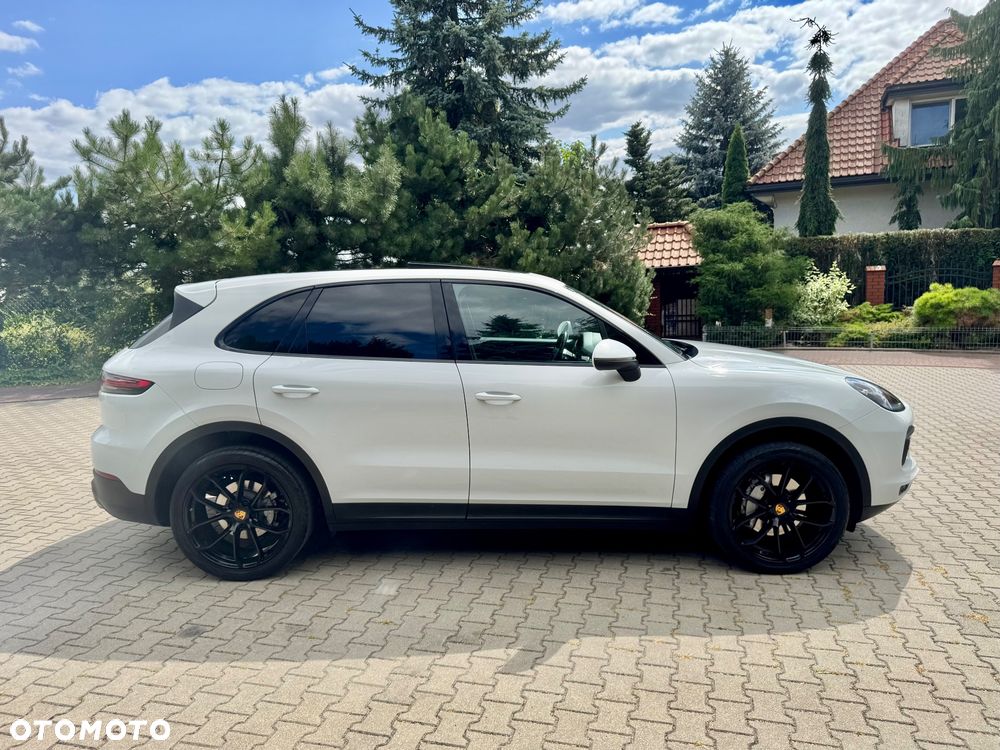 Porsche Cayenne Standard - 9