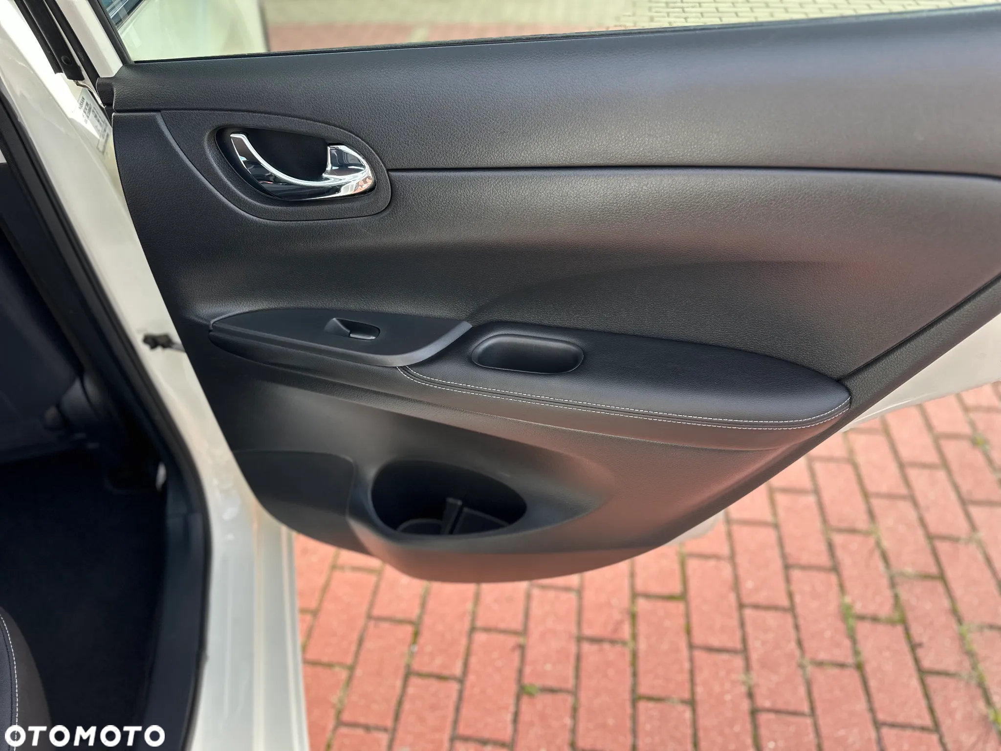 Nissan Pulsar 1.2 DIG-T Black Edition - 31