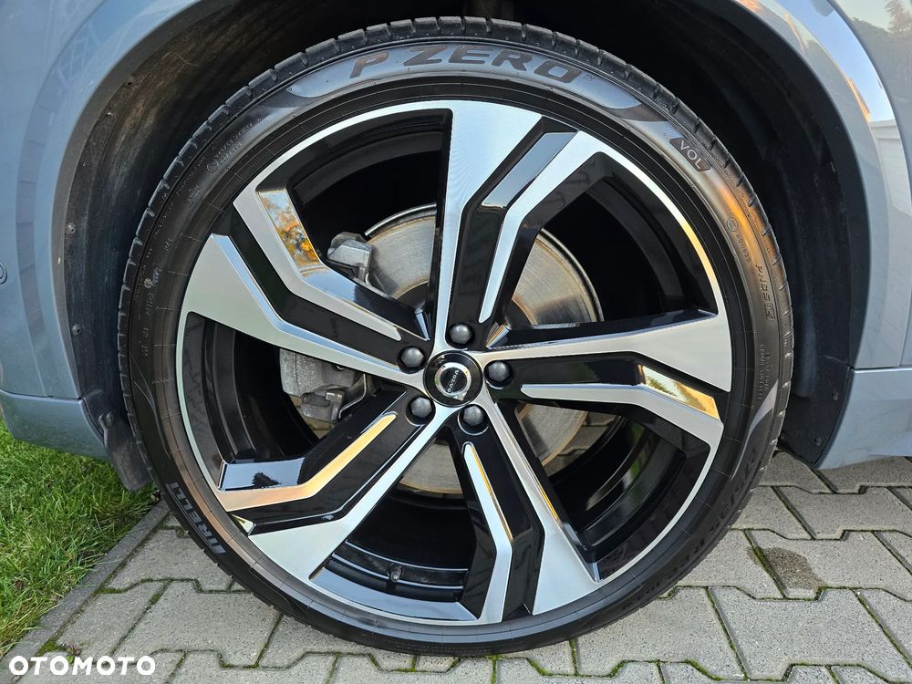 Volvo XC 90 T8 AWD Plug-In Hybrid Ultimate Dark 7os - 34