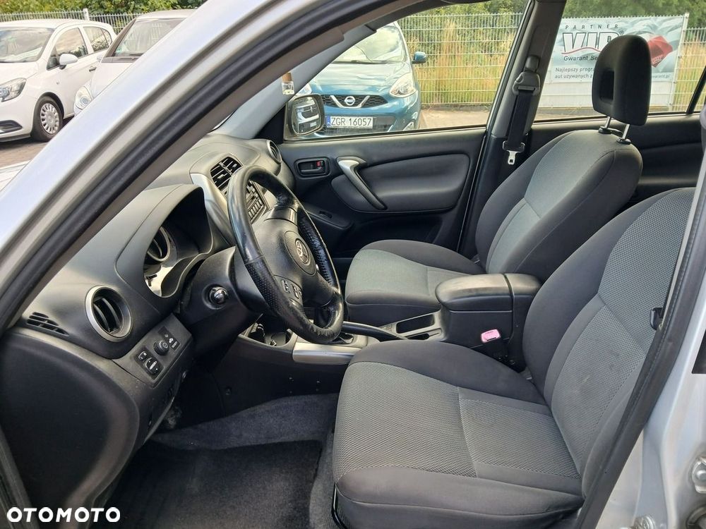 Toyota RAV4 4x2 Edition - 12