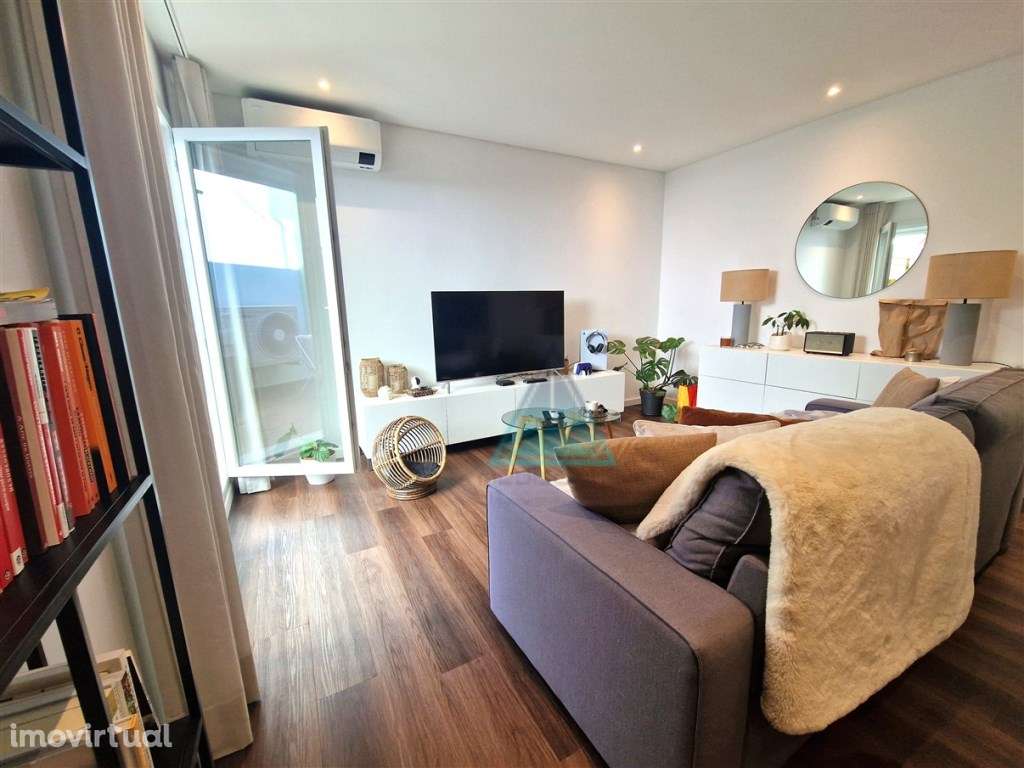 NOVIDADE * T2 Almada * Terraço * COMO NOVO - Grande imagem: 3/27