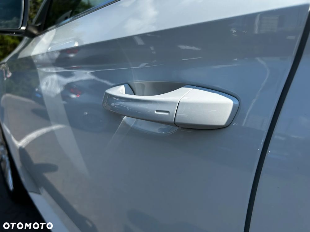 Skoda Superb 2.0 TDI SCR 4x4 Style DSG - 11