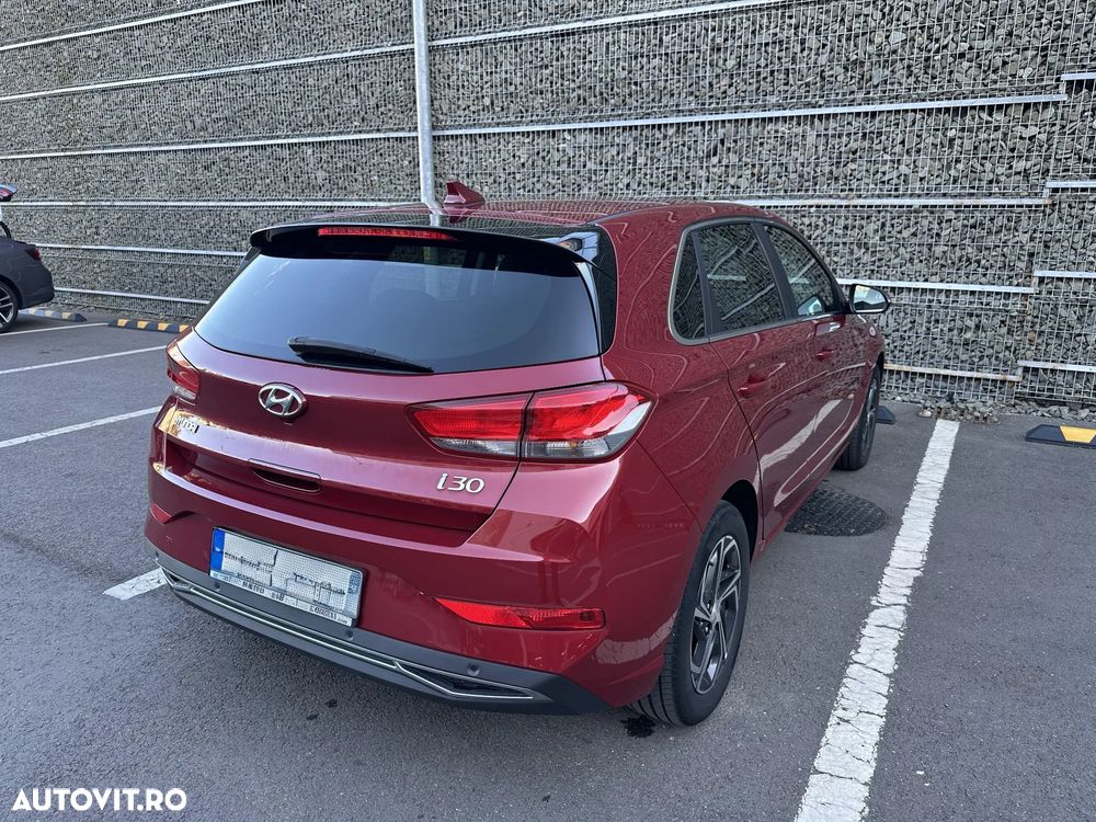 Hyundai i30 1.5 T-GDI MHEV 160CP 7DCT Highway - 7