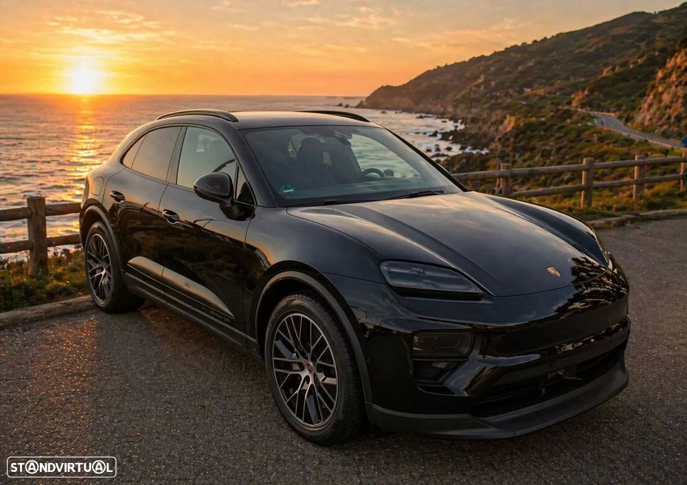 Porsche Macan Electric 4 - 2