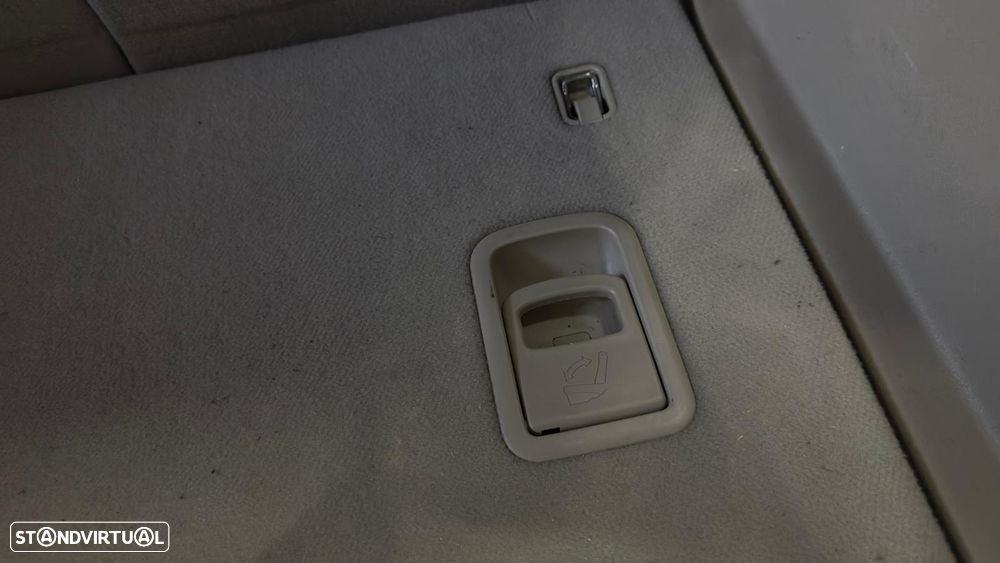 Hyundai Santa Fe 2.2 CRDi 7Wagon Comfort Aut. - 34