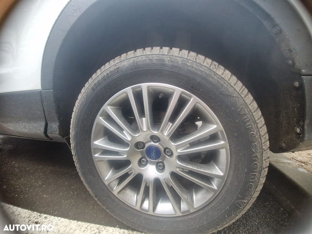 Ford Kuga 2.0 TDCi 4x4 Aut. Titanium - 8