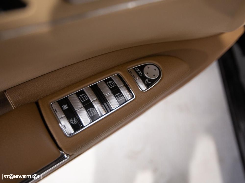 Mercedes-Benz S 320 - 13