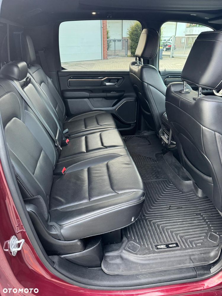 RAM 1500 Crew Cab Sport - 16