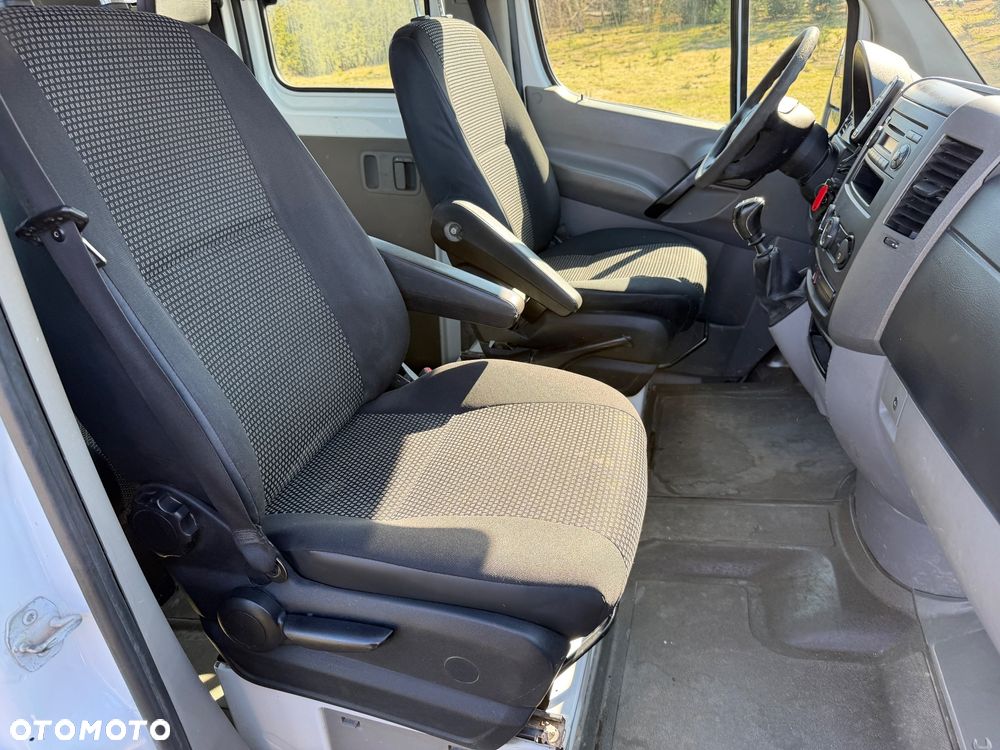 Mercedes-Benz Sprinter - 5