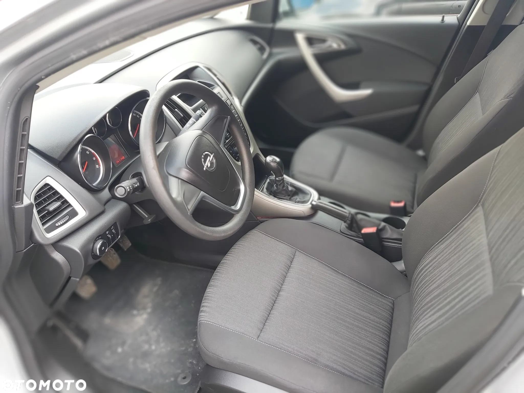 Opel Astra - 12