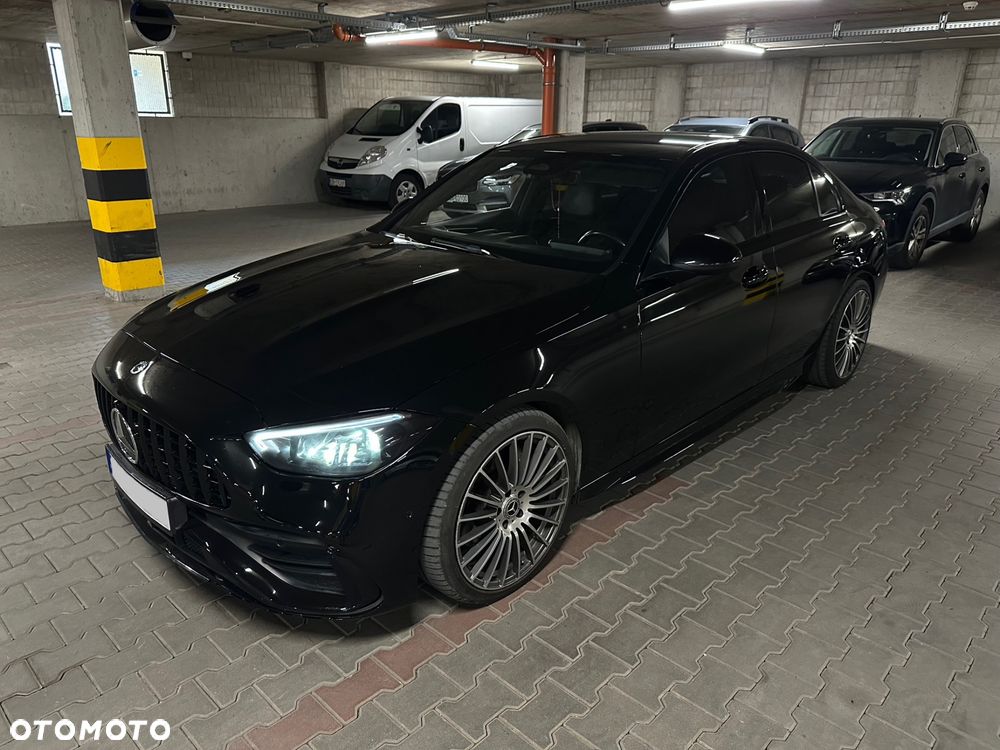 Mercedes-Benz Klasa C 180 9G-TRONIC AMG Line - 9