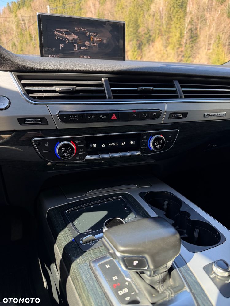 Audi Q7 - 13