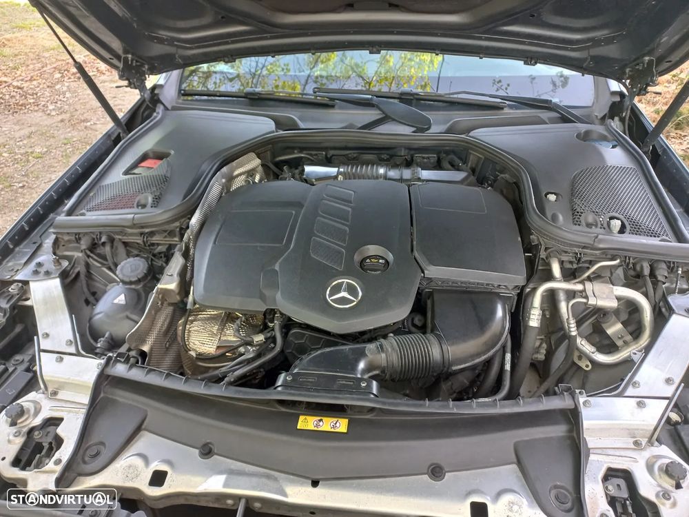 Mercedes-Benz E 220 d AMG - 4