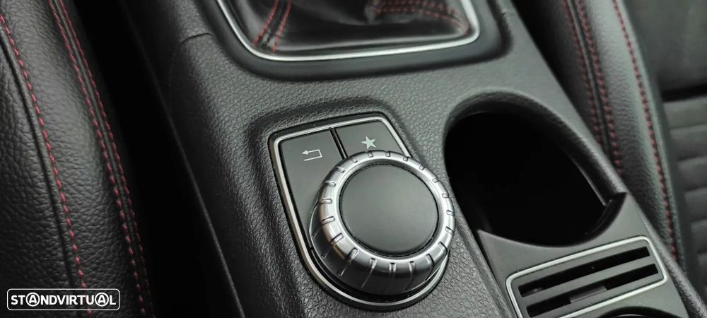 Mercedes-Benz CLA 180 d Shooting Brake AMG Line - 35