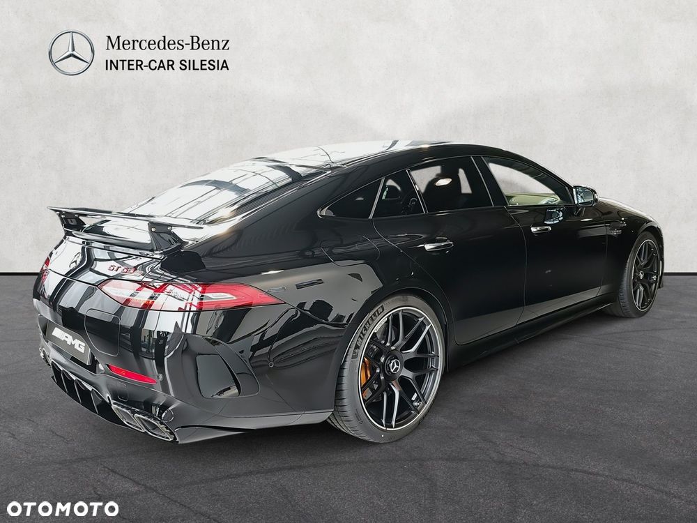 Mercedes-Benz AMG GT - 5