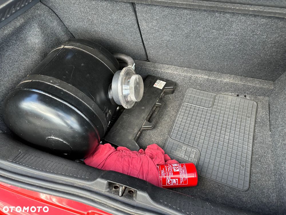 Renault Clio - 24