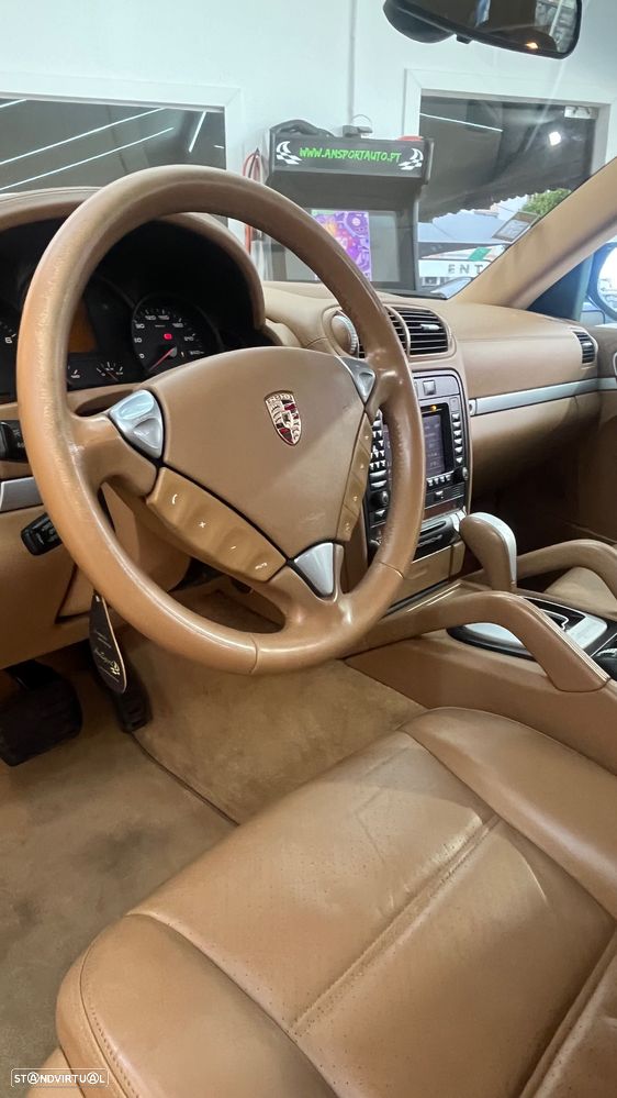 Porsche Cayenne Tiptronic - 60