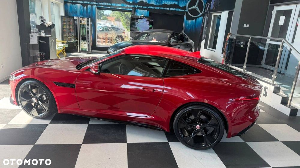Jaguar F-Type - 5