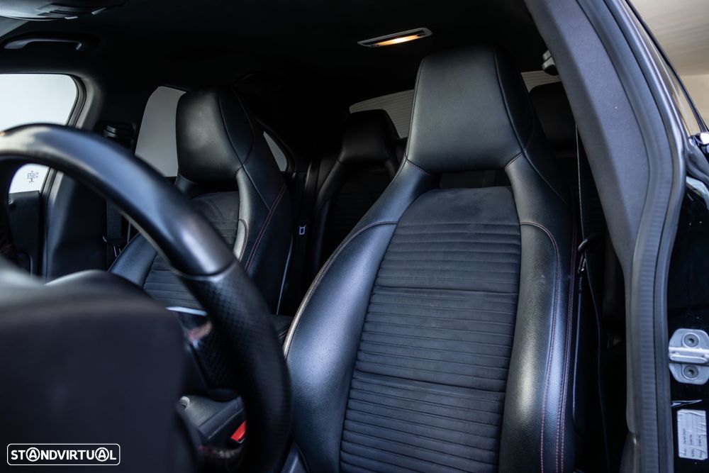 Mercedes-Benz CLA 180 d AMG Line - 29