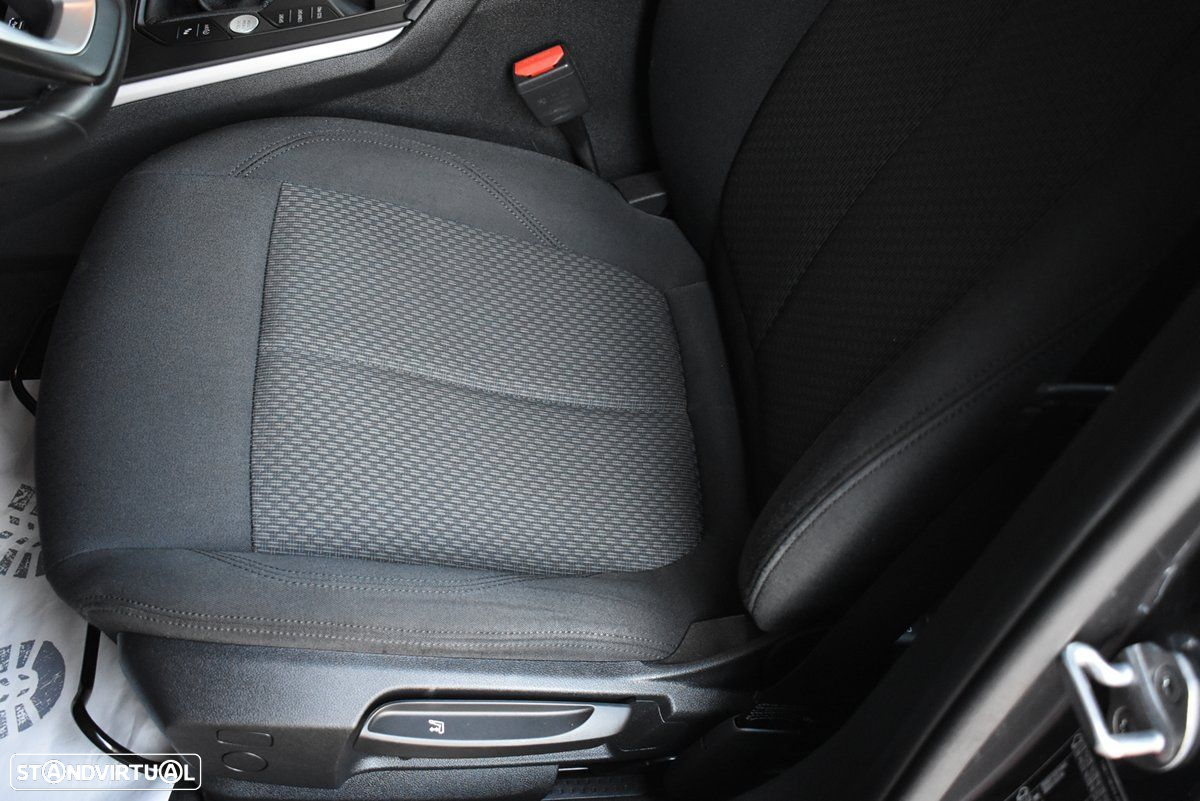 BMW 116 d EDynamics Advantage - 18