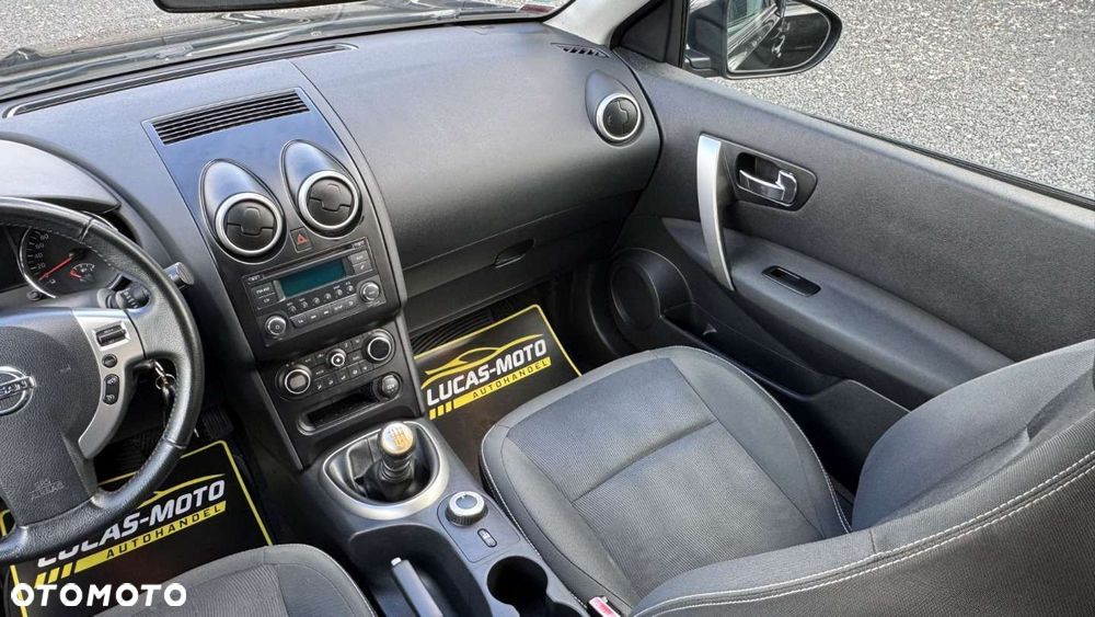 Nissan Qashqai - 32