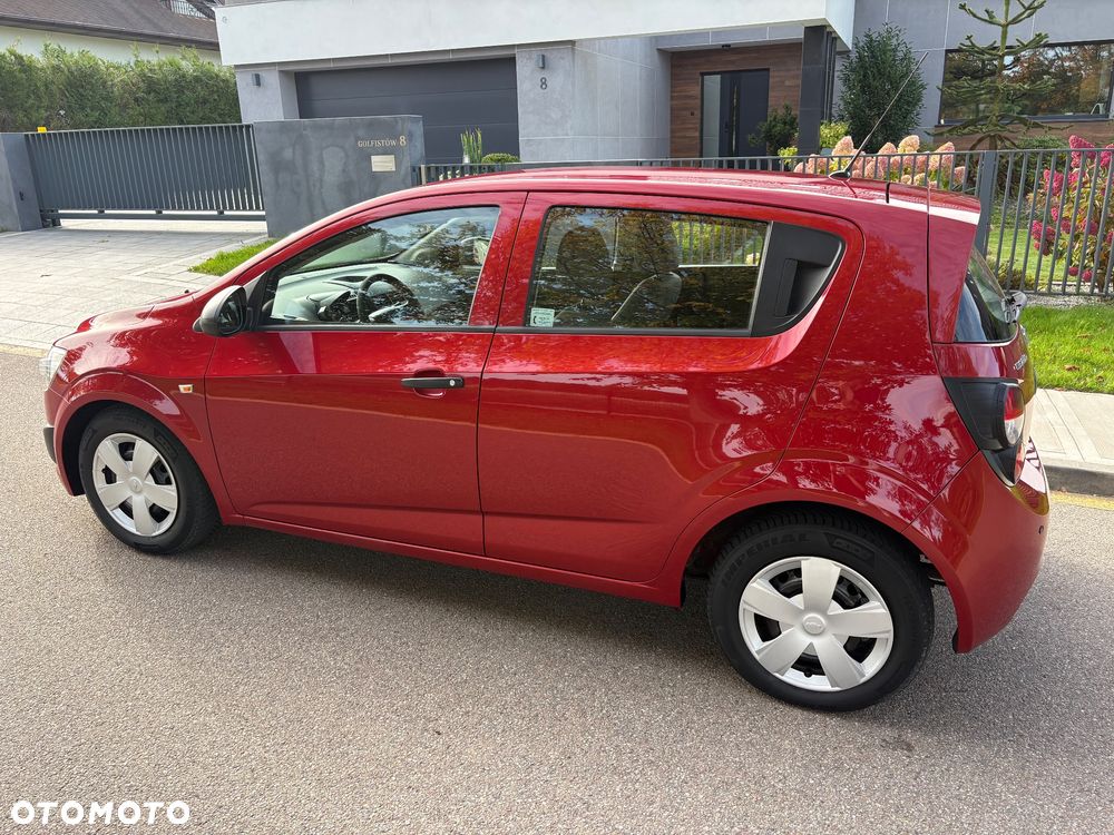 Chevrolet Aveo - 15