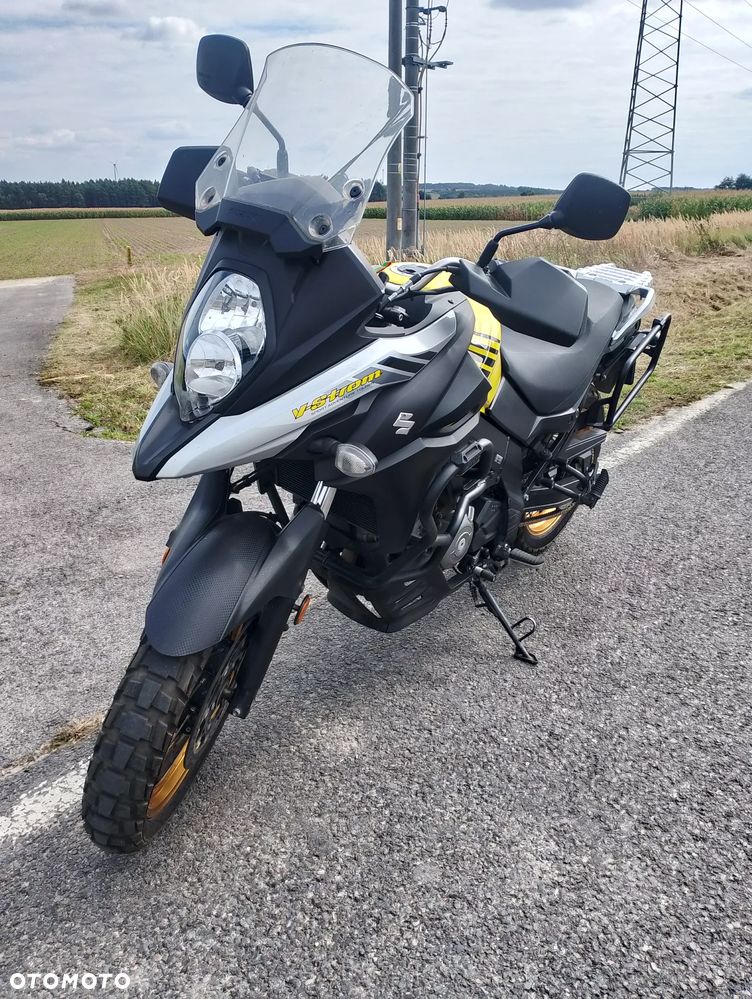 Suzuki V-STROM - 12