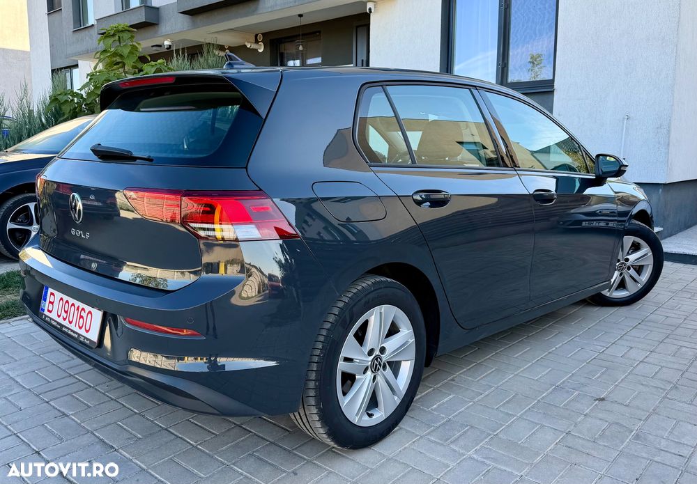 Volkswagen Golf - 33