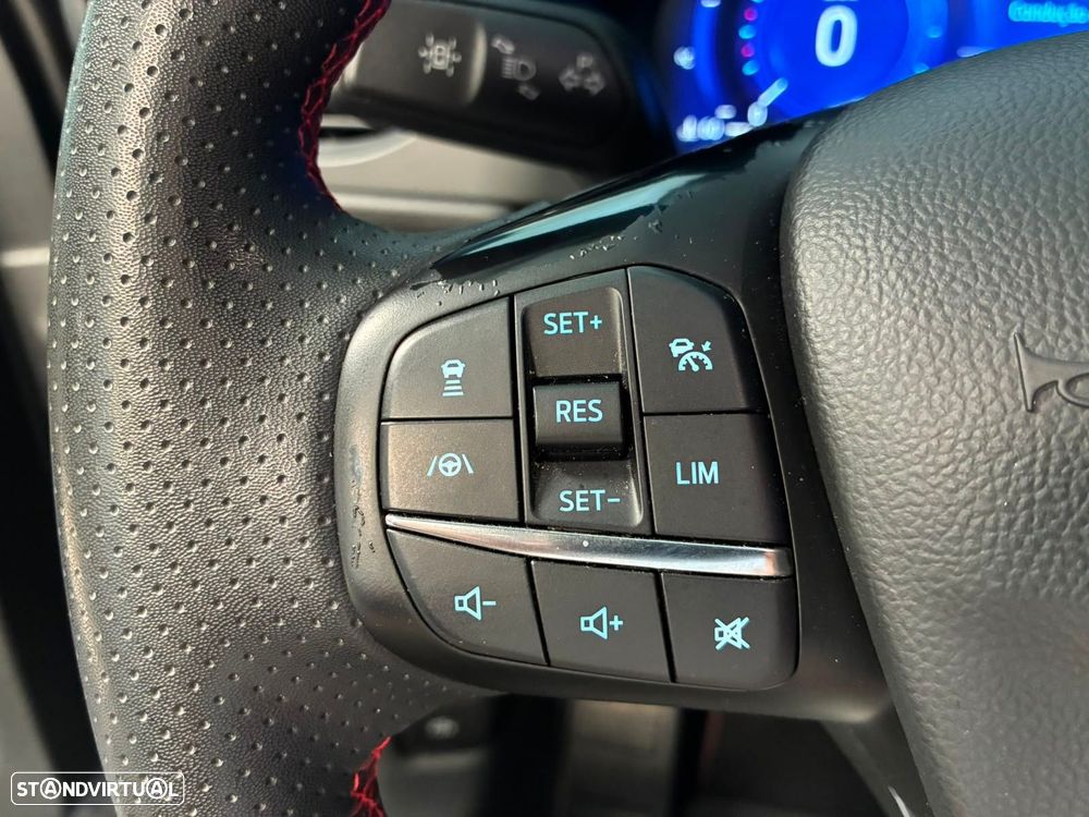 Ford Kuga 2.5 PHEV ST-Line - 24