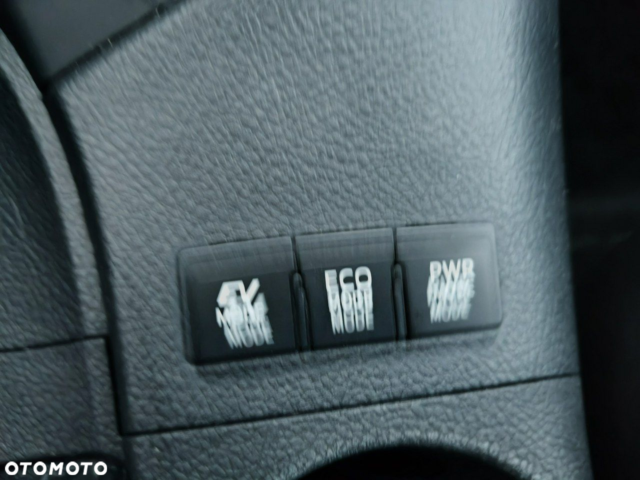 Toyota Auris - 14