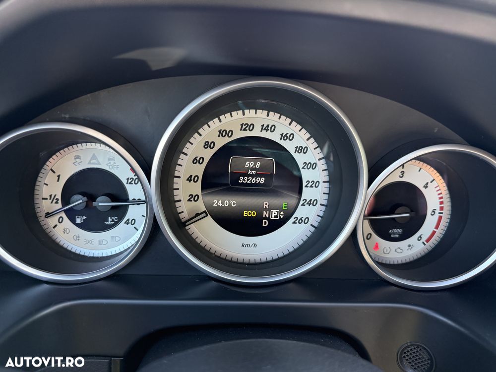 Mercedes-Benz E 220 BlueTEC 9G-TRONIC Avantgarde - 11