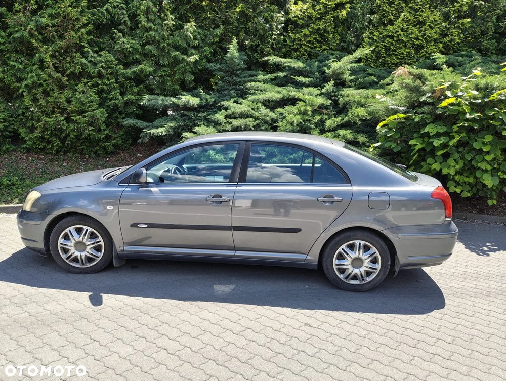 Toyota Avensis 2.0 VVT-i Prestige - 7