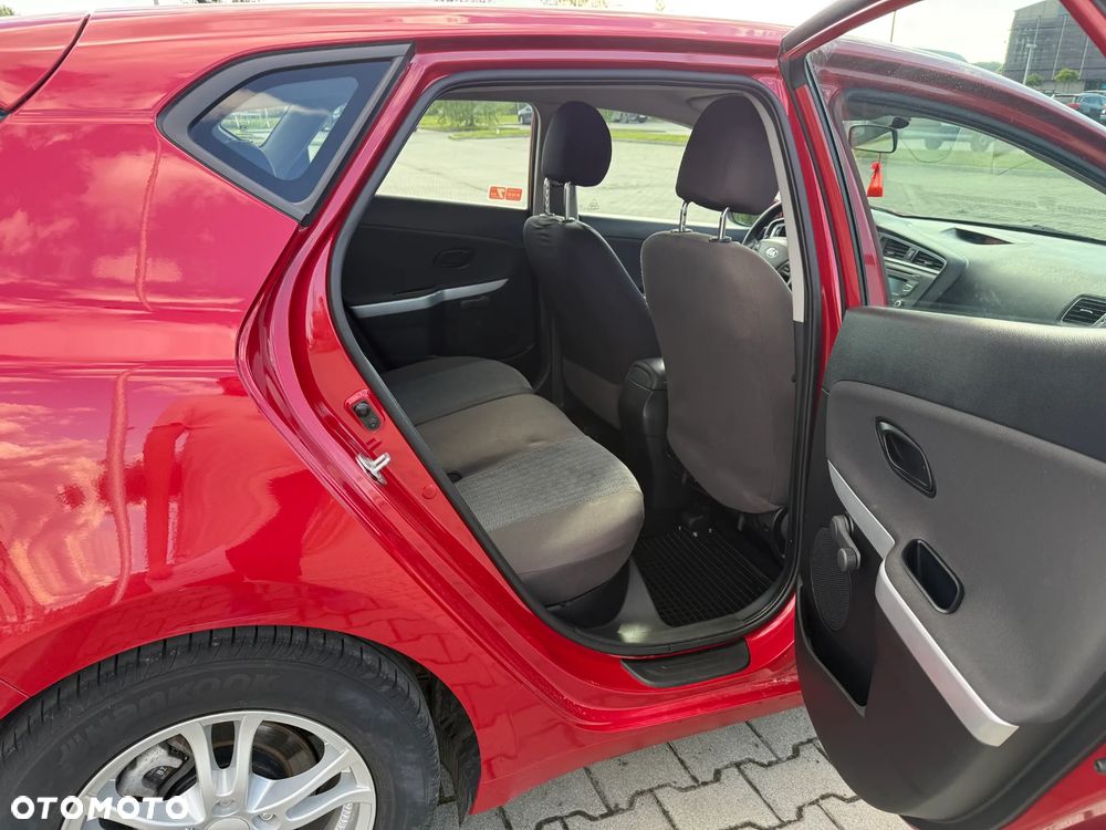 Kia Ceed 1.4 M - 10