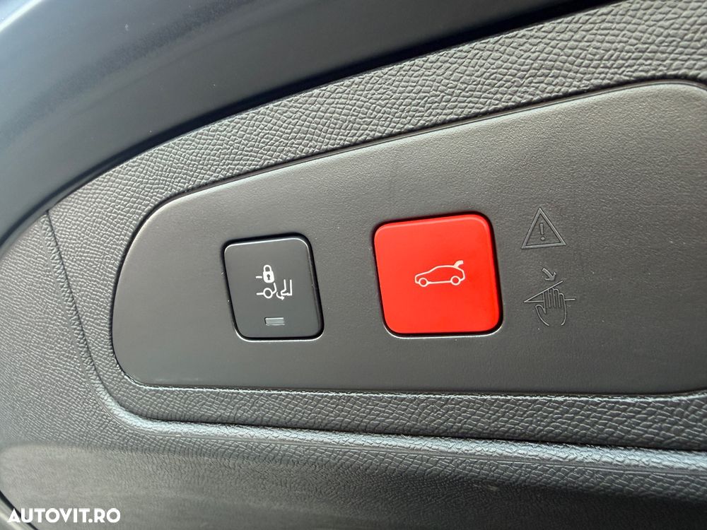 DS Automobiles DS 7 Crossback - 17