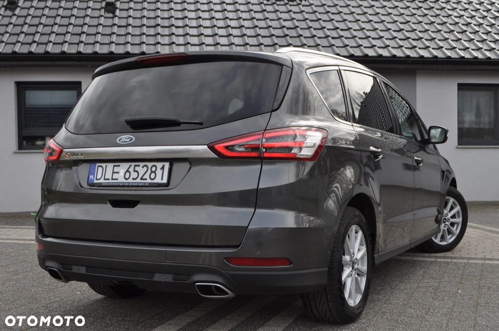 Ford S-Max - 18