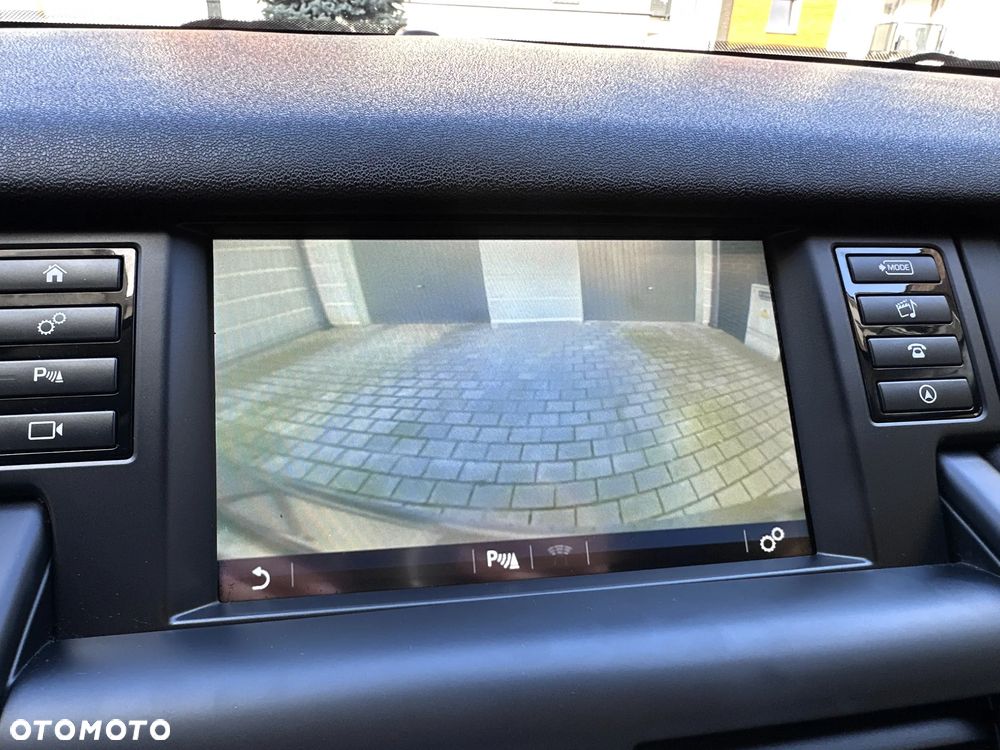Land Rover Discovery Sport - 19