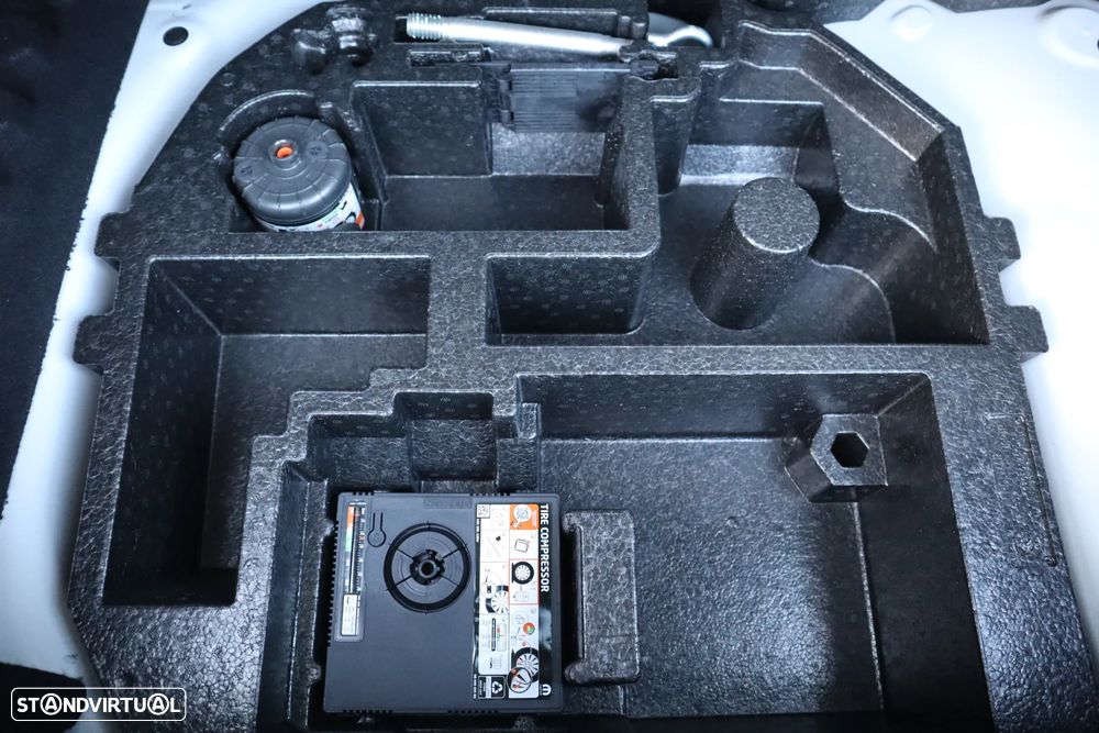 Fiat Grande Panda 1.2 Hybrid La Prima eDCT - 13