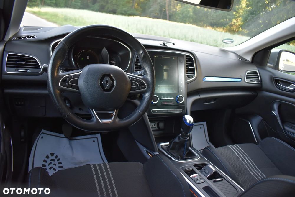 Renault Megane ENERGY dCi 130 GT LINE - 31