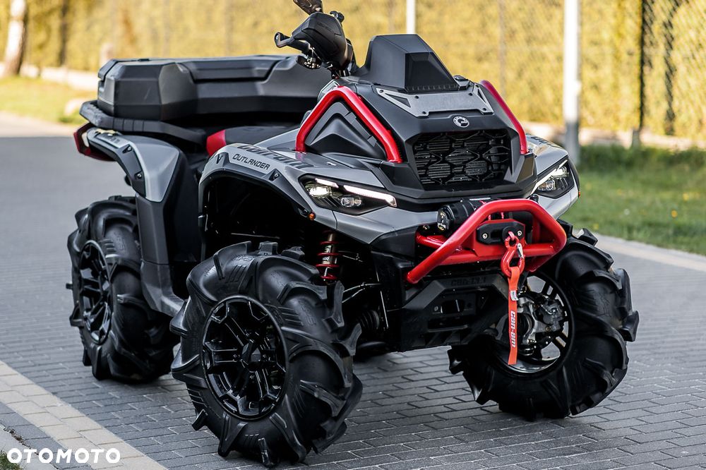 Can-Am Outlander - 1