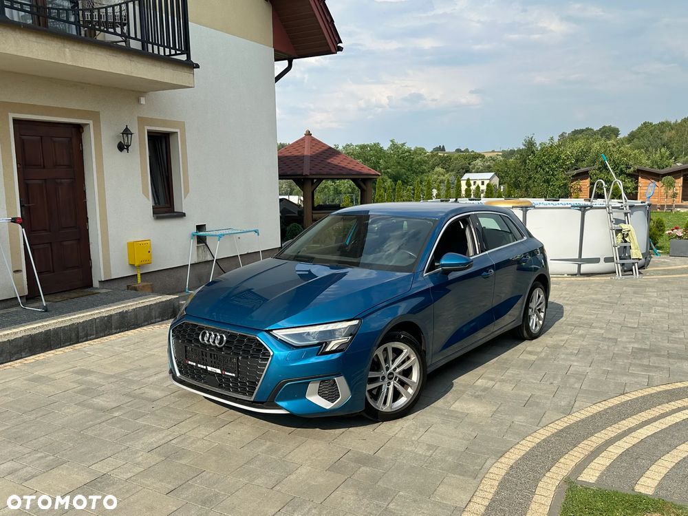 Audi A3 Sportback 35 TFSI cylinder on demand S tronic design - 1